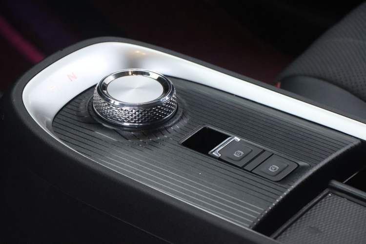 Used ORA Good Cat GT 2022 Mulan Edition 480km Long-Range续航 Interior 4