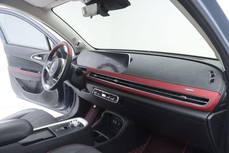Used ORA Good Cat GT 2022 Mulan Edition 480km Long-Range续航 Interior 5
