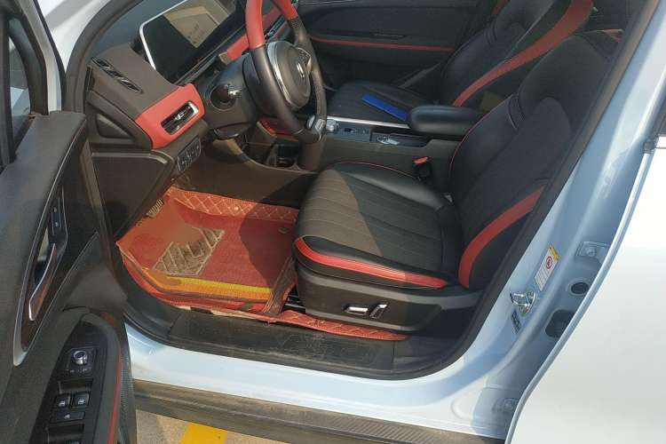 Used ORA Good Cat GT 2022 Mulan Edition 480km Long-Range续航 Left Front Seat