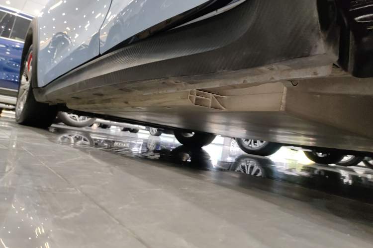 Used ORA Good Cat GT 2022 Mulan Edition 480km Long-Range续航 Left Side Sill