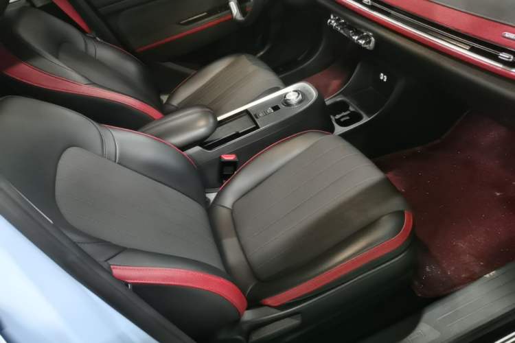 Used ORA Good Cat GT 2022 Mulan Edition 480km Long-Range续航 Right Front Seat