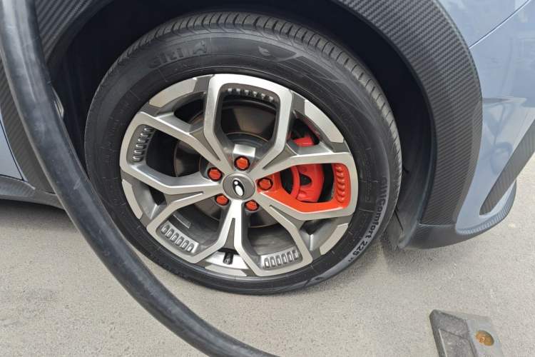 Used ORA Good Cat GT 2022 Mulan Edition 480km Long-Range续航 Right Front Wheel Hub