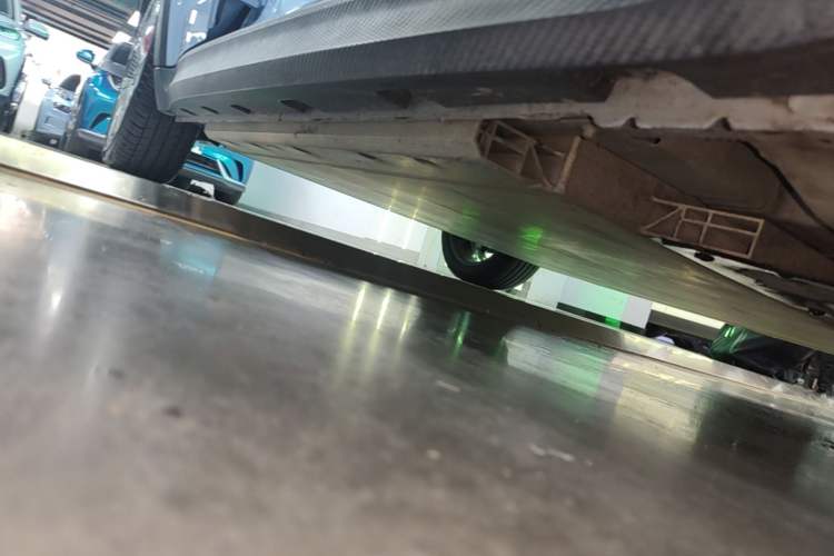 Used ORA Good Cat GT 2022 Mulan Edition 480km Long-Range续航 Right Side Sill