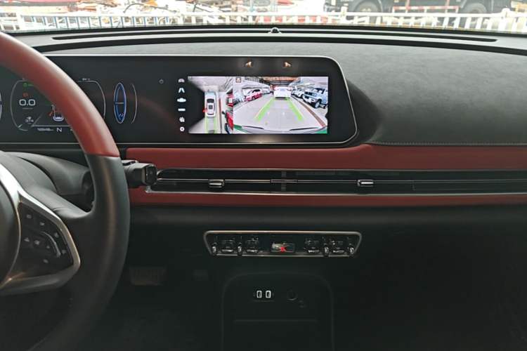 Used ORA Good Cat GT 2022 Mulan Edition 480km Long-Range续航 Audio And AC Panel