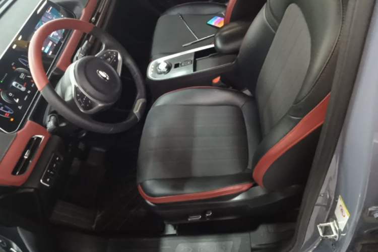 Used ORA Good Cat GT 2022 Mulan Edition 401 km Standard Range Driver Seat