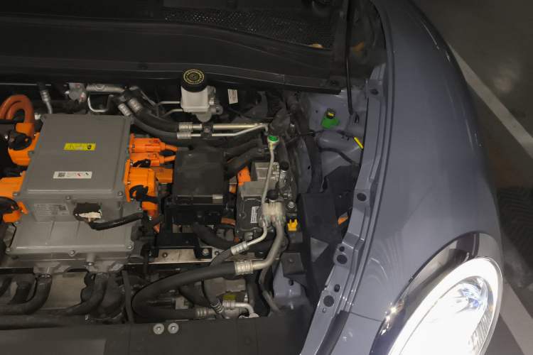 Used ORA Good Cat GT 2022 Mulan Edition 401 km Standard Range Engine Bay Left