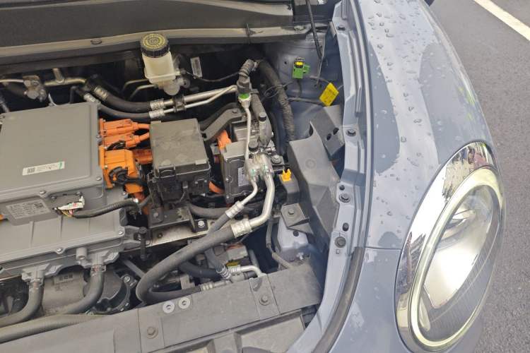 Used ORA Good Cat GT 2022 Mulan Edition 401 km Standard Range Engine Bay Left