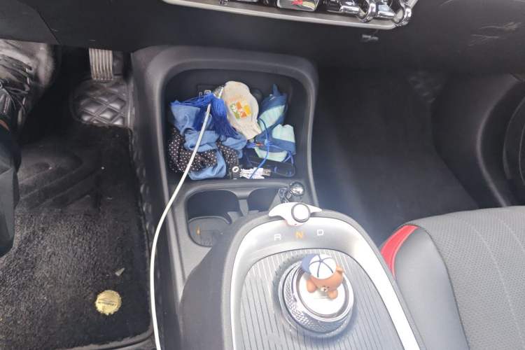 Used ORA Good Cat GT 2022 Mulan Edition 401 km Standard Range Gear Lever
