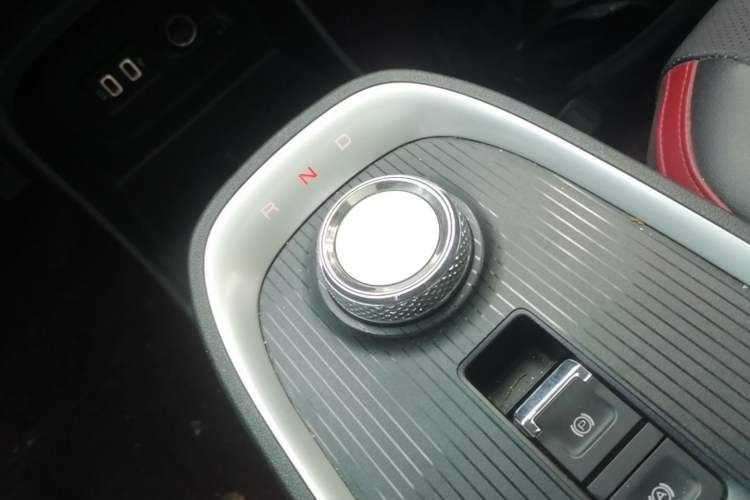 Used ORA Good Cat GT 2022 Mulan Edition 480km Long-Range续航 Gear Lever