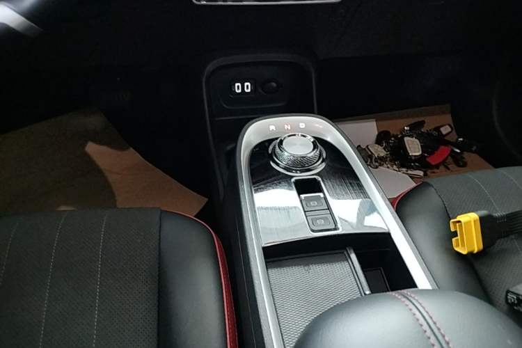Used ORA Good Cat GT 2022 Mulan Edition 480km Long-Range续航 Gear Lever
