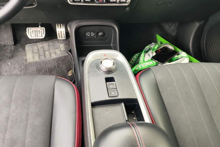 Used ORA Good Cat GT 2022 Mulan Edition 480km Long-Range续航 Gear Lever