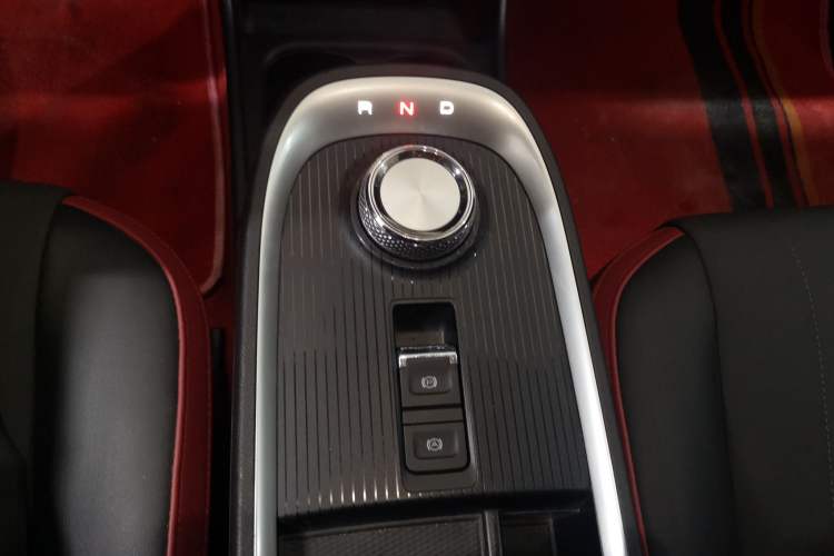 Used ORA Good Cat GT 2022 Mulan Edition 480km Long-Range续航 Gear Lever