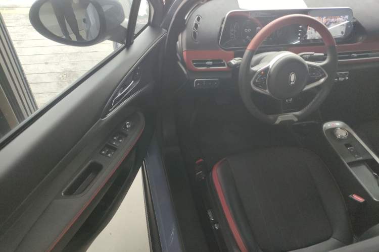 Used ORA Good Cat GT 2022 Mulan Edition 480 km Long Range Standard Version 135 kW Interior 3