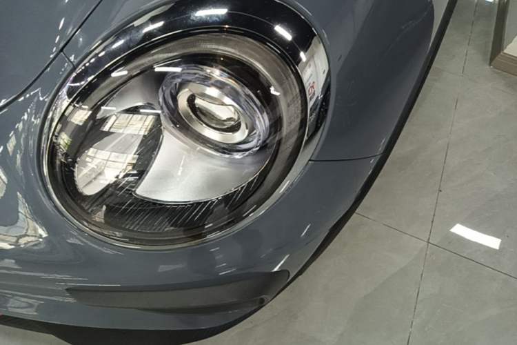 Used ORA Good Cat GT 2022 Mulan Edition 401 km Standard Range Left Front Headlight