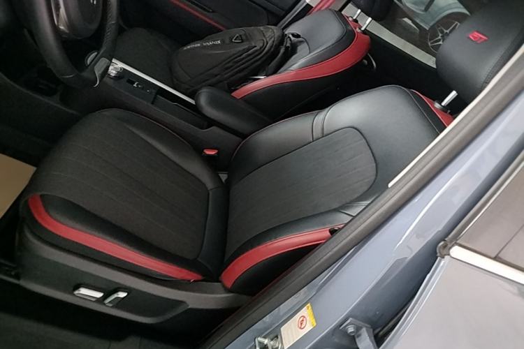 Used ORA Good Cat GT 2022 Mulan Edition 401 km Standard Range Left Front Seat