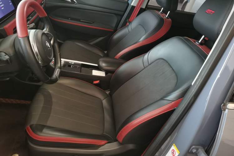 Used ORA Good Cat GT 2022 Mulan Edition 480km Long-Range续航 Left Front Seat