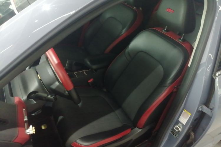 Used ORA Good Cat GT 2022 Mulan Edition 480km Long-Range续航 Left Front Seat
