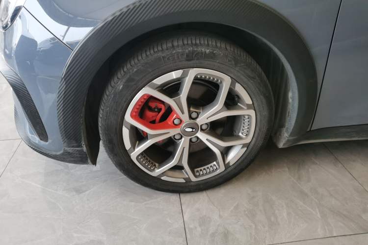 Used ORA Good Cat GT 2022 Mulan Edition 480km Long-Range续航 Left Front Wheel Hub