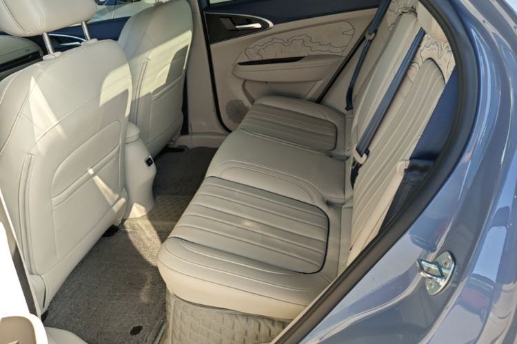 Used ORA Good Cat GT 2022 Mulan Edition 401 km Standard Range Left Rear Seat