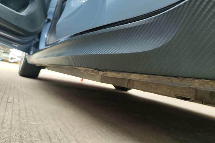 Used ORA Good Cat GT 2022 Mulan Edition 401 km Standard Range Left Side Sill