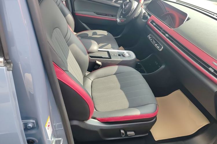 Used ORA Good Cat GT 2022 Mulan Edition 480km Long-Range续航 Right Front Seat