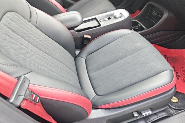 Used ORA Good Cat GT 2022 Mulan Edition 480km Long-Range续航 Right Front Seat