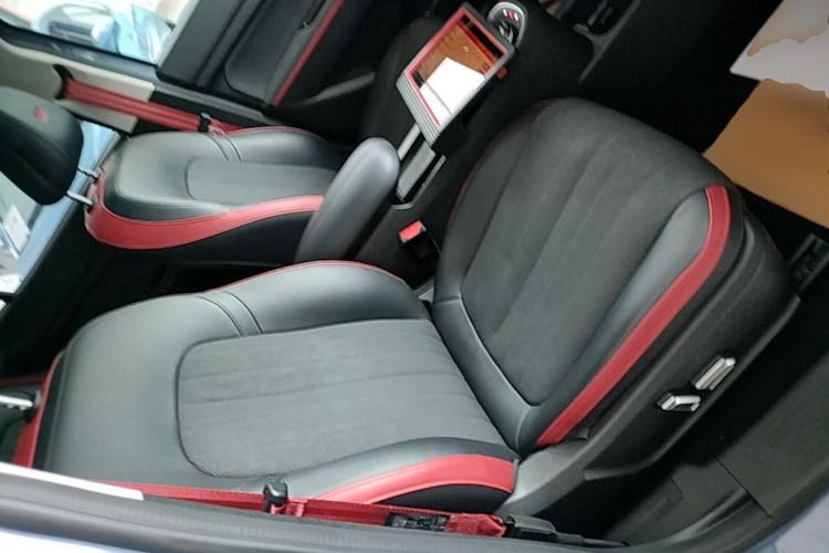 Used ORA Good Cat GT 2022 Mulan Edition 480km Long-Range续航 Right Front Seat