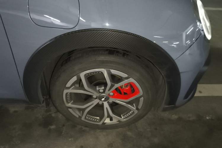 Used ORA Good Cat GT 2022 Mulan Edition 480km Long-Range续航 Right Front Wheel Hub