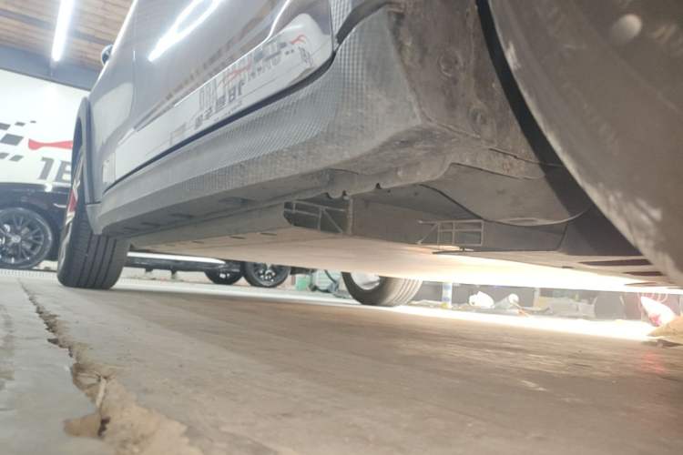 Used ORA Good Cat GT 2022 Mulan Edition 480km Long-Range续航 Right Side Sill