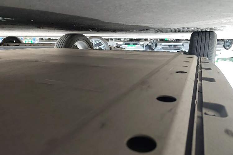 Used ORA Good Cat GT 2022 Mulan Edition 480km Long-Range续航 Right Side Sill