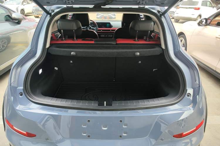 Used ORA Good Cat GT 2022 Mulan Edition 401 km Standard Range Trunk