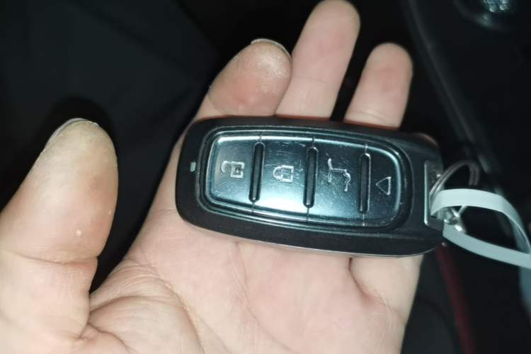 Used ORA Good Cat GT 2022 Mulan Edition 480km Long-Range续航 Vehicle Key