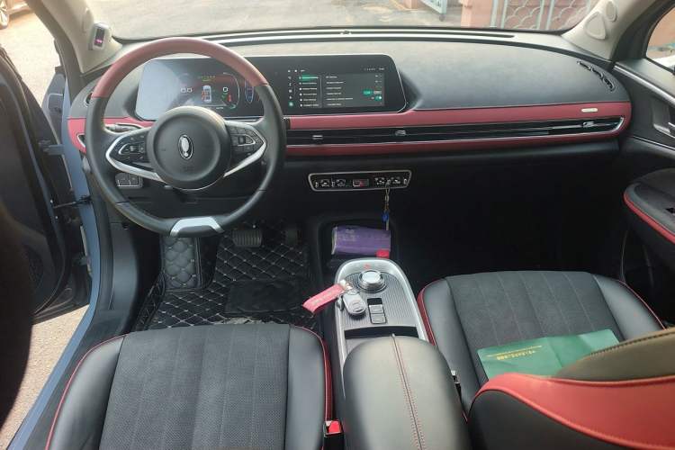 Used ORA Good Cat GT 2022 Mulan Edition 480km Long-Range续航 Center Console