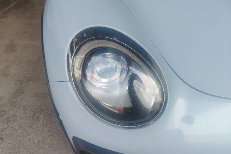 Used ORA Good Cat GT 2022 Mulan Edition 480km Long-Range续航 Right Front Headlight