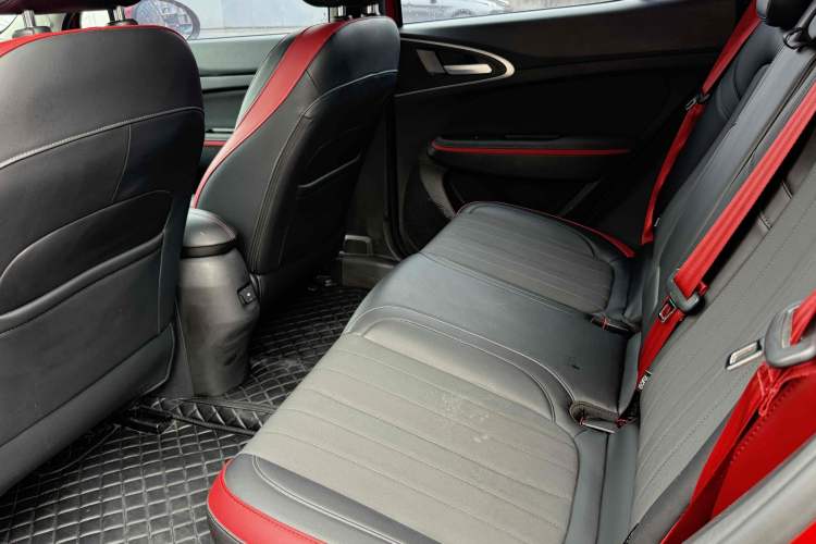 Used ORA Good Cat GT 2022 Mulan Edition 480km Long-Range续航 Interior 2