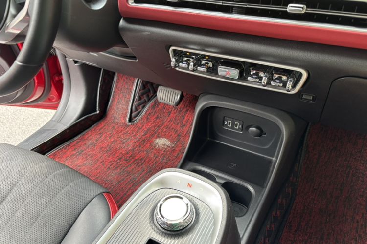 Used ORA Good Cat GT 2022 Mulan Edition 480km Long-Range续航 Interior 8