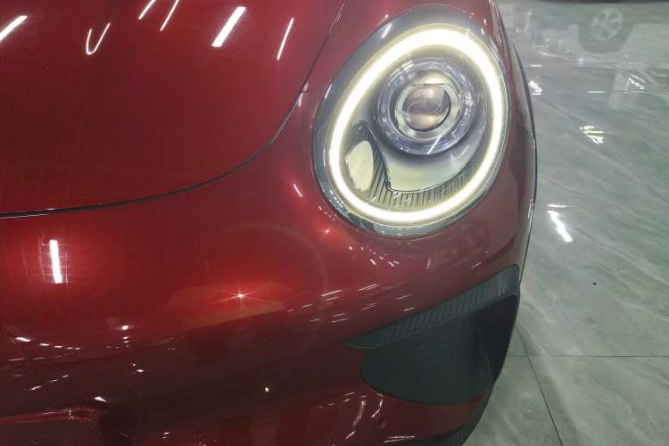 Used ORA Good Cat GT 2022 Mulan Edition 480km Long-Range续航 Left Front Headlight