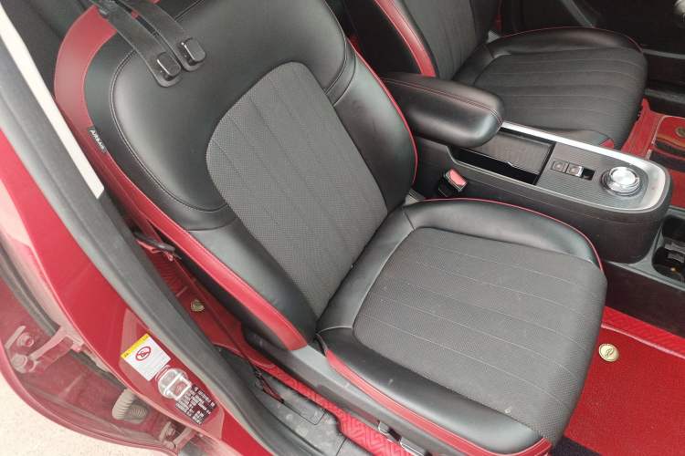 Used ORA Good Cat GT 2022 Mulan Edition 480km Long-Range续航 Right Front Seat
