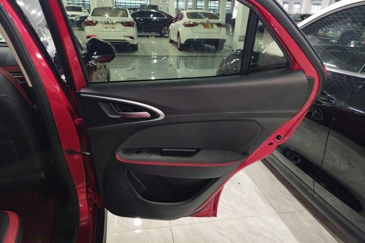 Used ORA Good Cat GT 2022 Mulan Edition 480km Long-Range续航 Right Rear Door Interior