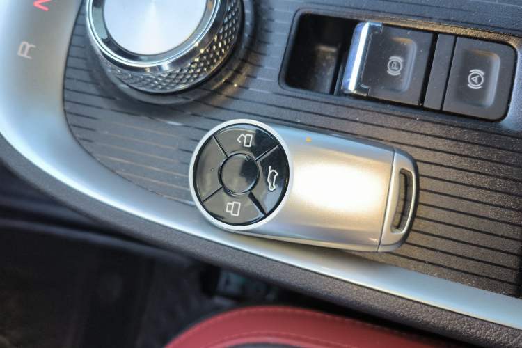 Used ORA Good Cat GT 2022 Mulan Edition 480km Long-Range续航 Interior 1