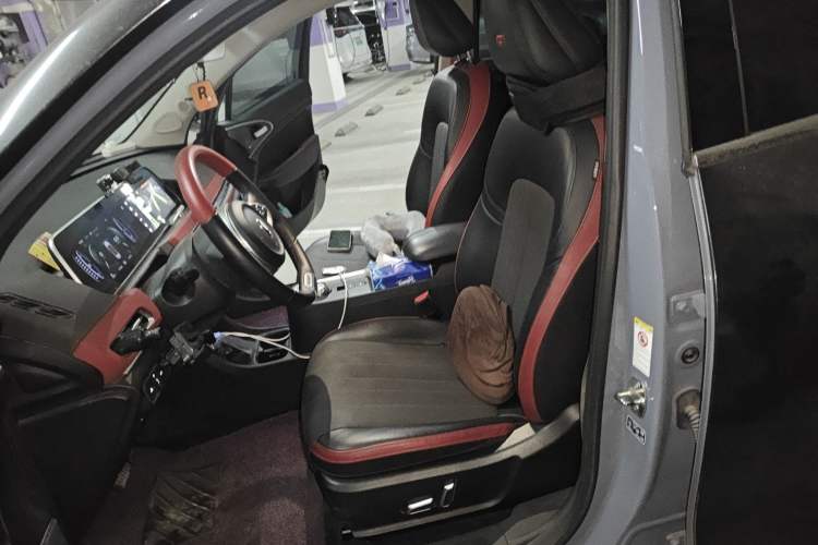 Used ORA Good Cat GT 2022 Mulan Edition 480km Long-Range续航 Left Front Seat