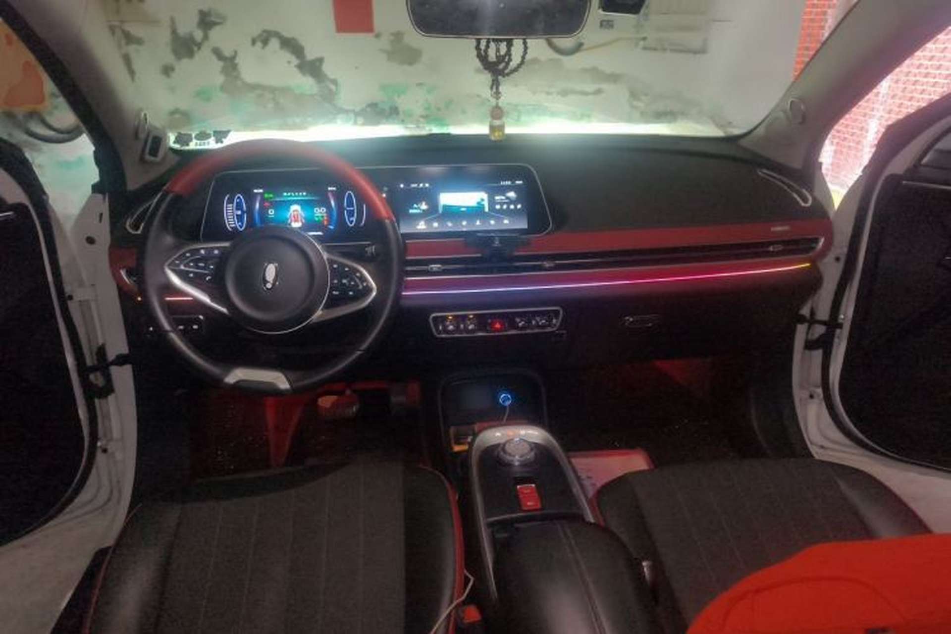 Used ORA Good Cat GT 2022 Mulan Edition 480km Long-Range续航 Center Console
