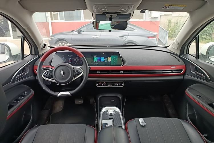 Used ORA Good Cat GT 2022 Mulan Edition 480km Long-Range续航 Center Console