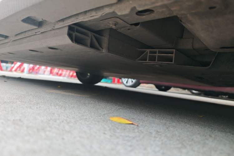 Used ORA Good Cat GT 2022 Mulan Edition 480km Long-Range续航 Chassis Front Right