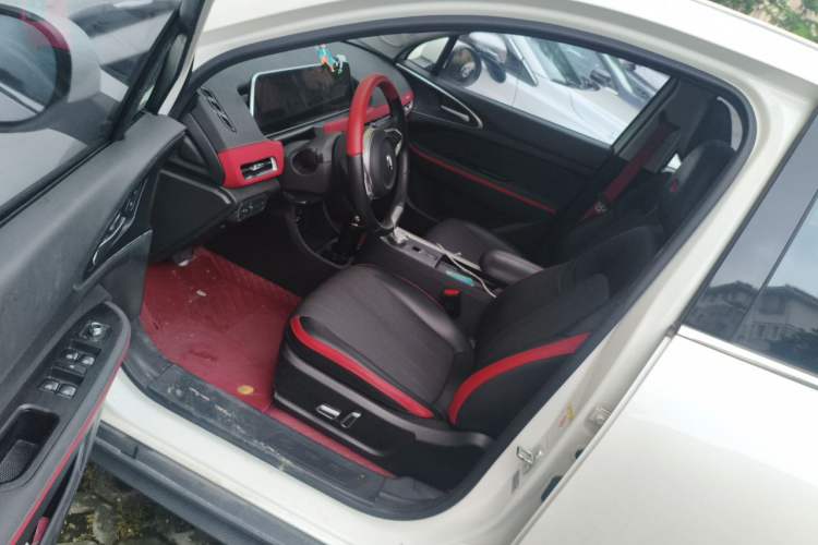 Used ORA Good Cat GT 2022 Mulan Edition 480km Long-Range续航 Driver Seat
