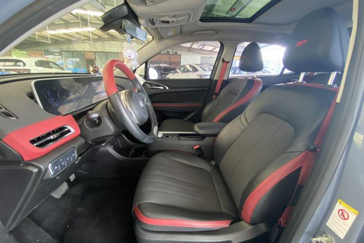 Used ORA Good Cat GT 2022 Mulan Edition 480km Long-Range续航 Interior 2