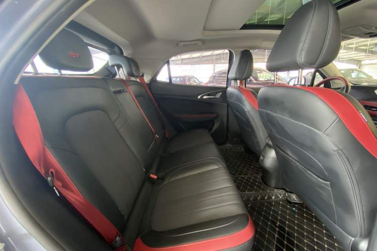 Used ORA Good Cat GT 2022 Mulan Edition 480km Long-Range续航 Interior 3