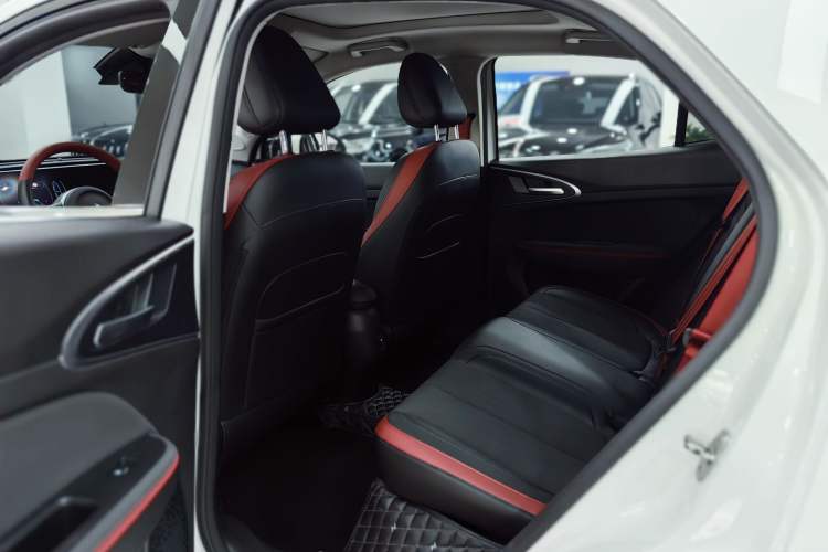 Used ORA Good Cat GT 2022 Mulan Edition 480km Long-Range续航 Interior 6