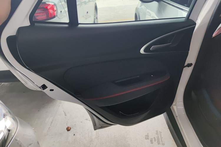 Used ORA Good Cat GT 2022 Mulan Edition 480km Long-Range续航 Interior 8