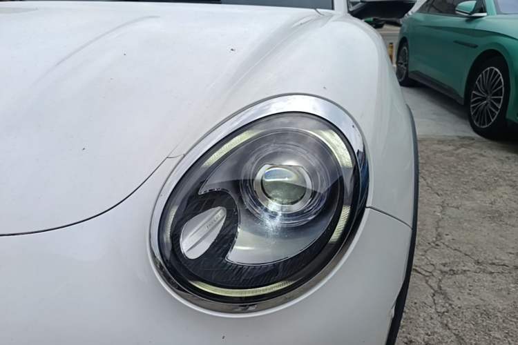Used ORA Good Cat GT 2022 Mulan Edition 480km Long-Range续航 Left Front Headlight